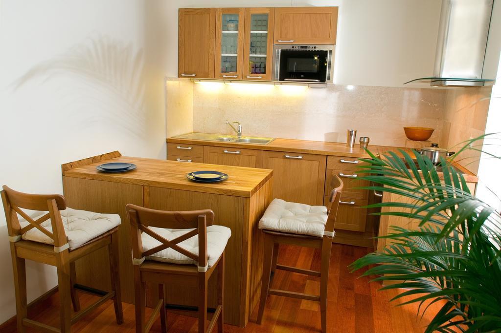 Abbesses Montmartre Apartment Paris Værelse billede